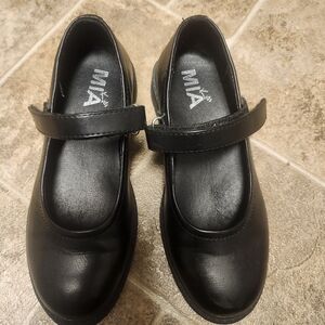 MIA Kids Size 1 Classic Black Dress Shoes Chunky Mary Jane